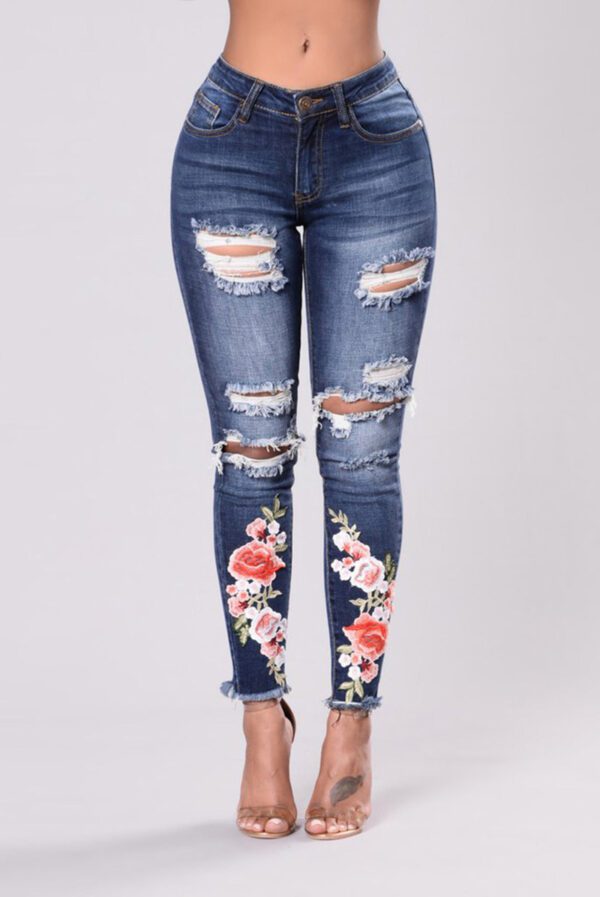 3Xl summer woman ripped Jeans With Embroidery hole Sexy High Waist Denim stretch plus size Pencil Pants High Street10.57