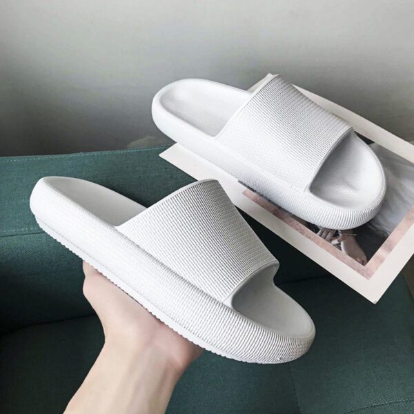 New Home Slippers Men
6.94 - Image 6