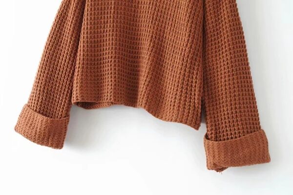 Stylish Women’s Sweater for Casual Comfort and Fashion - Image 2