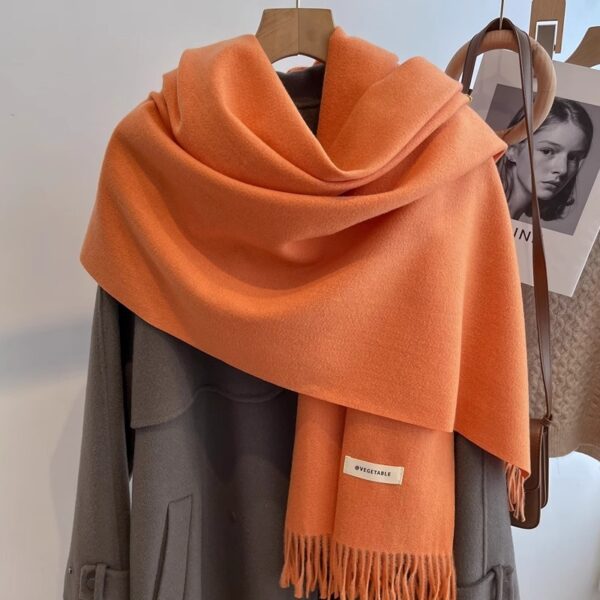 Women's Solid Color Scarf Winter All-matching High-grade Shawl - Image 4
